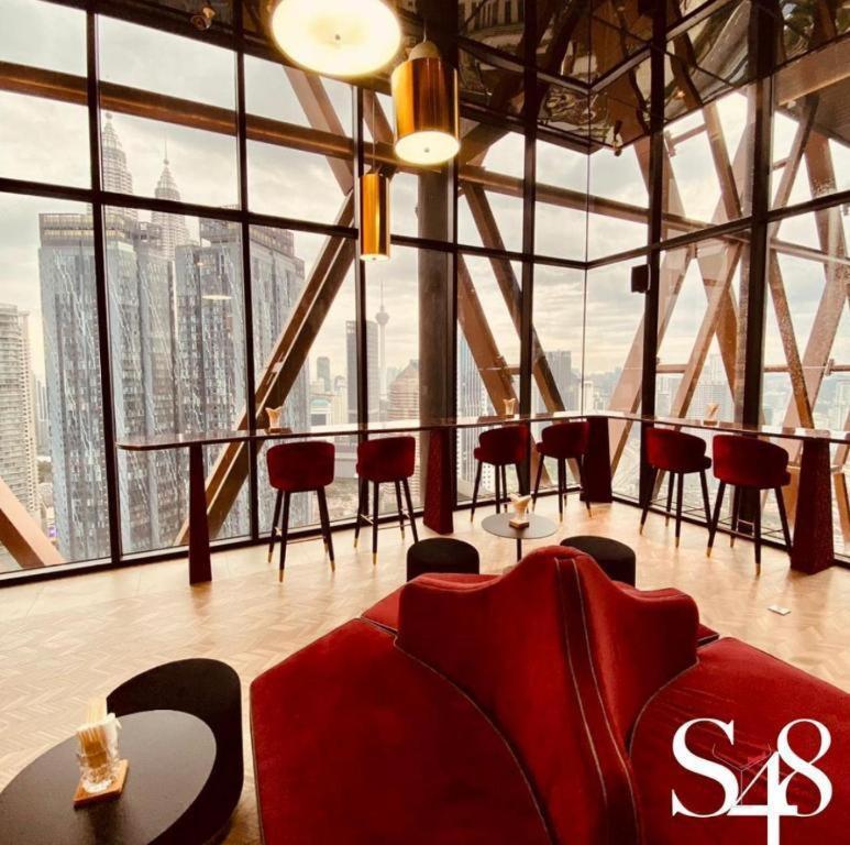 Scarletz Suites Twin Tower Klcc Kuala Lumpur By Okidoki Экстерьер фото